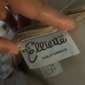 Miss Elliette Beige Champagne Beautiful Flutter if you know you know Dress Small